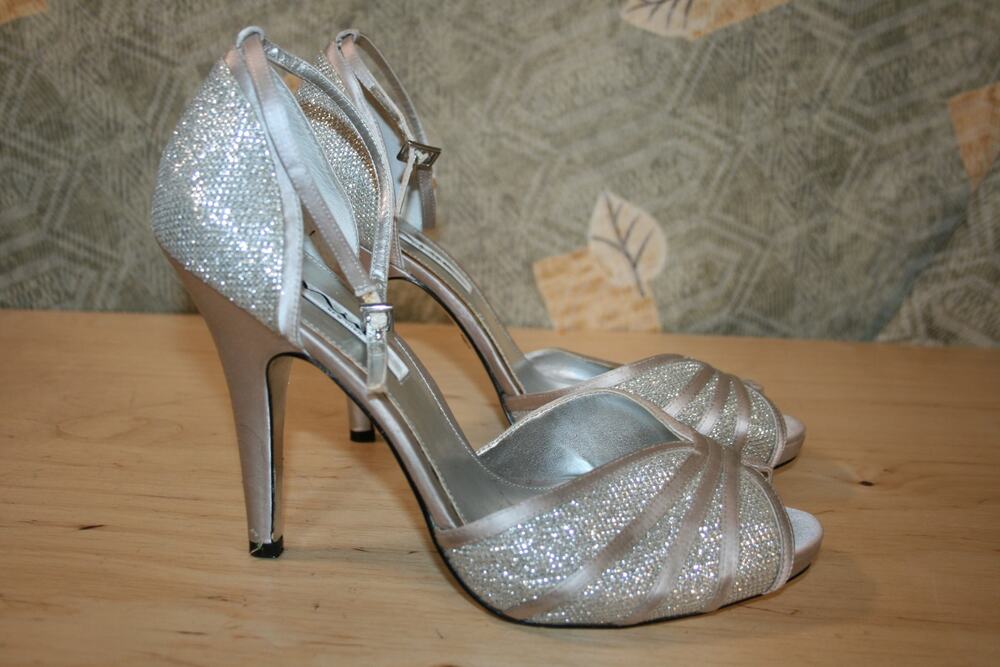 Nina Silver Sparkle Fabric Open Toe D'Orsay Pumps 11 / 41